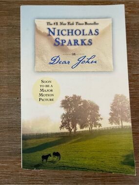 Dear John Paperback Book by Nicolas Sparks